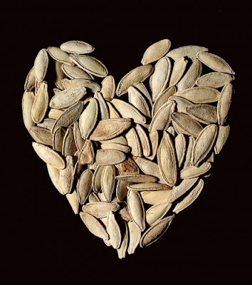 DOMINGO, 2 DE ENERO DE 2011 .Sólo mira a tu alrededor