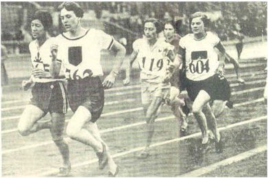 JUEVES, 3 DE MARZO DE 2011 Paga cualquier precio