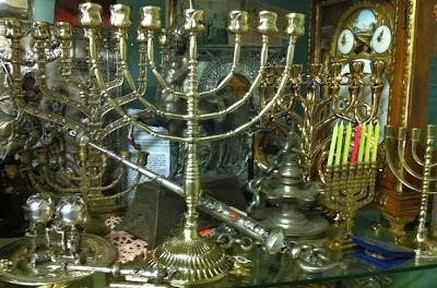 Jueves, 28 de noviembre de 2013  Indestructible