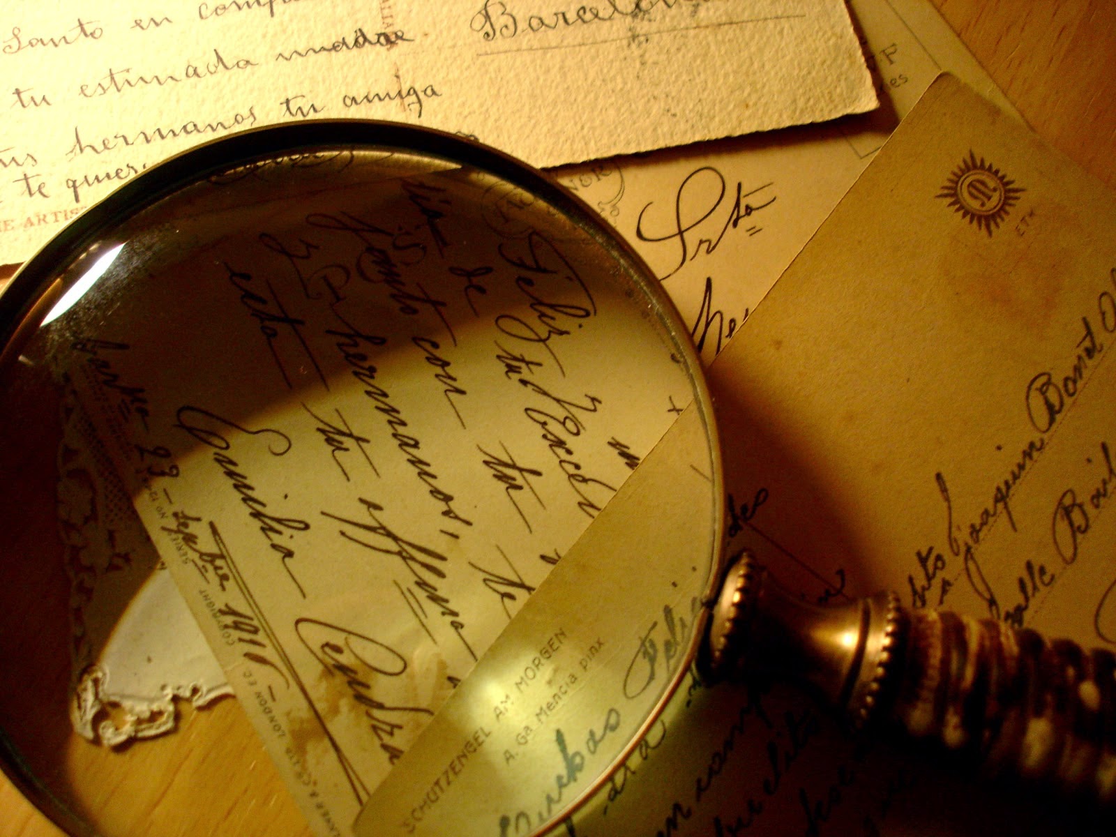 Viernes, 12 de septiembre de 2014. Buscar con Lupa.